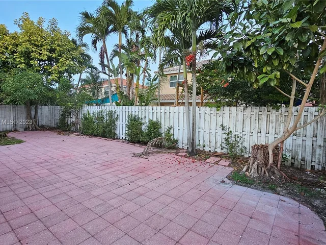 1336 NW 129th Way, Sunrise FL 33323