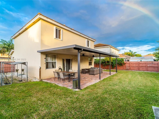 3068 SE 4th Ct, Homestead FL 33033