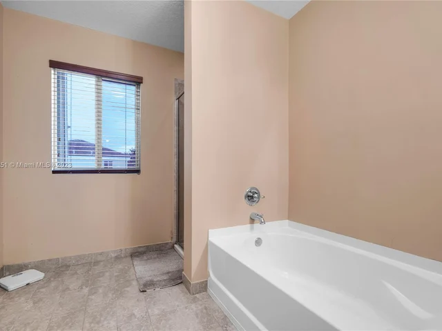 3068 SE 4th Ct, Homestead FL 33033