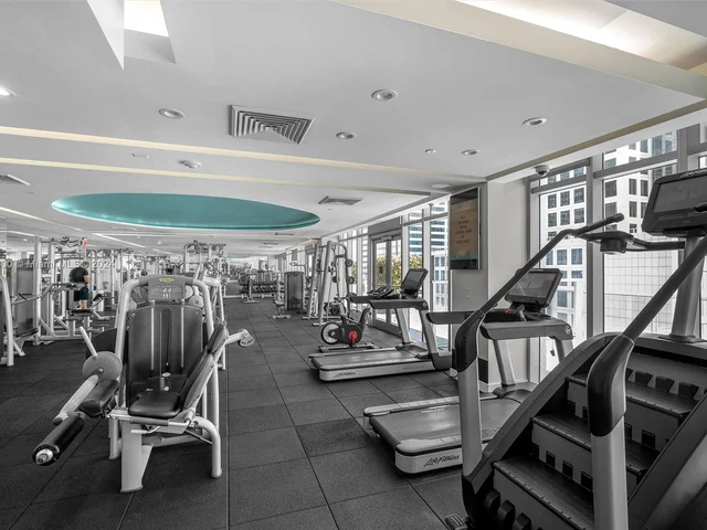 500 Brickell Ave # 2202, Miami FL 33131