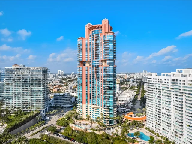 300 S Pointe Dr # 303, Miami Beach FL 33139