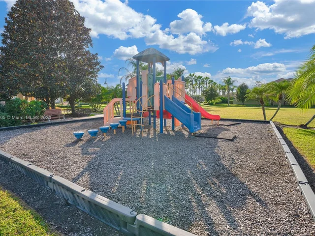 8941 CANDY PALM ROAD # 8941, Kissimmee FL 34747