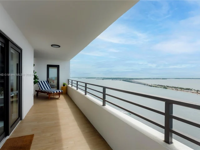 2333 Brickell Ave # 102, Miami FL 33129