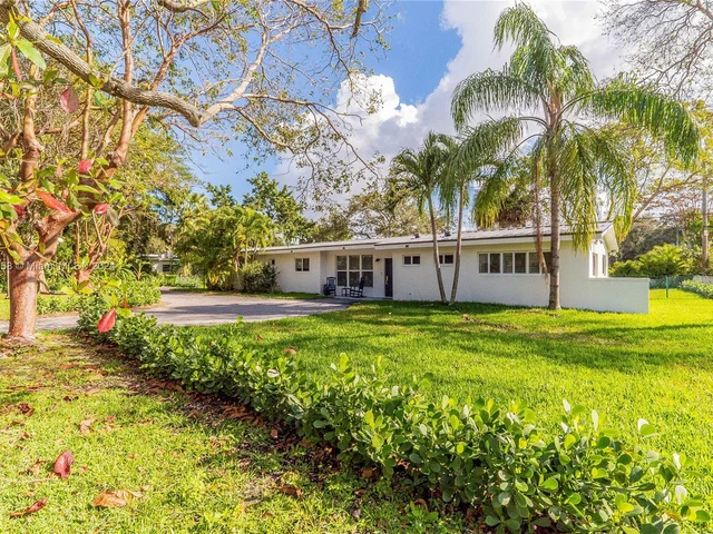 12725 SW 82nd Ave, Pinecrest FL 33156