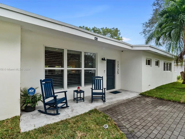 12725 SW 82nd Ave, Pinecrest FL 33156