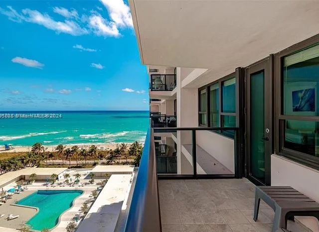 5225 Collins Ave # 610, Miami Beach FL 33140