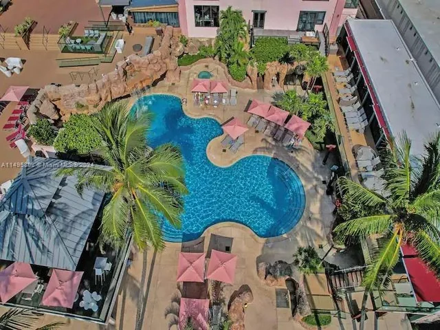 5225 Collins Ave # 610, Miami Beach FL 33140