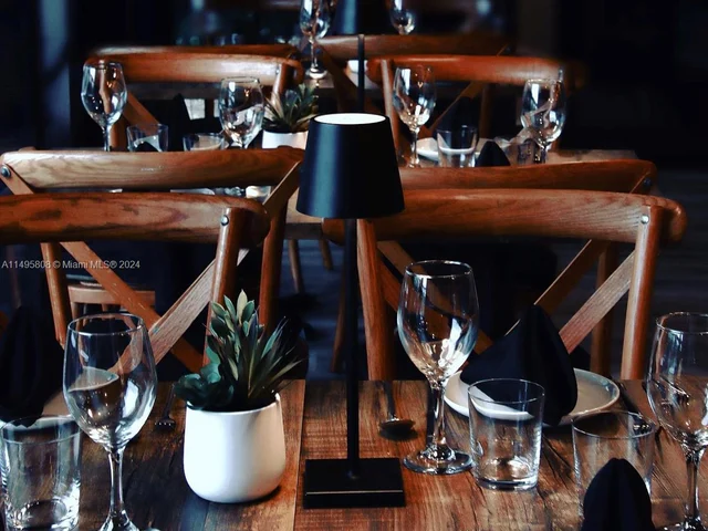 5225 Collins Ave # 610, Miami Beach FL 33140