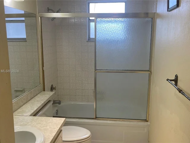 408 NW 68th Ave # 205, Plantation FL 33317