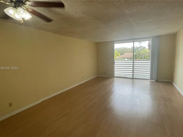 408 NW 68th Ave # 205, Plantation FL 33317