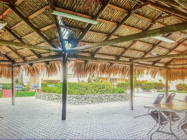 408 NW 68th Ave # 205, Plantation FL 33317