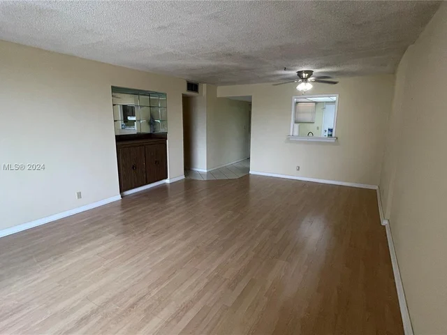 408 NW 68th Ave # 205, Plantation FL 33317