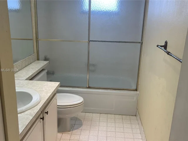 408 NW 68th Ave # 205, Plantation FL 33317