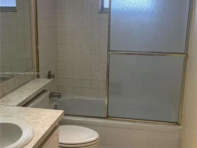 408 NW 68th Ave # 205, Plantation FL 33317