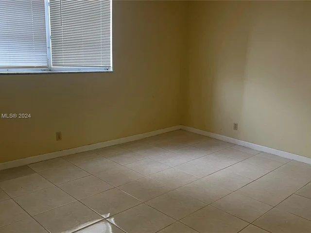 408 NW 68th Ave # 205, Plantation FL 33317