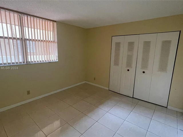 408 NW 68th Ave # 205, Plantation FL 33317