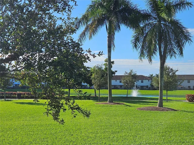 11477 SW 250th St, Homestead FL 33032