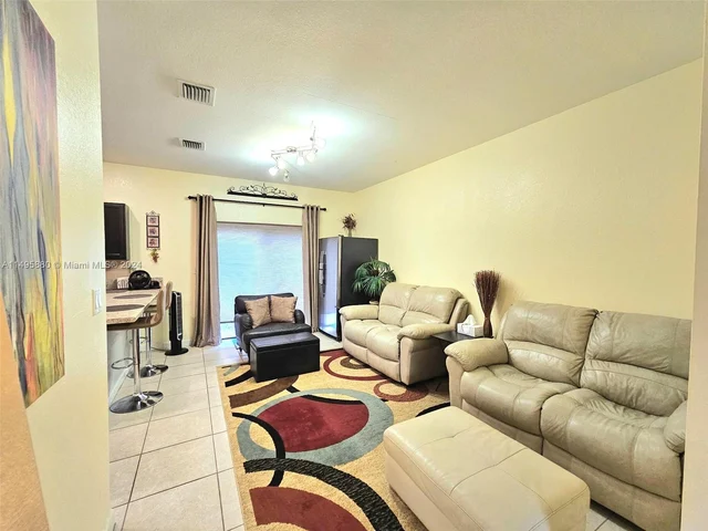 11477 SW 250th St, Homestead FL 33032