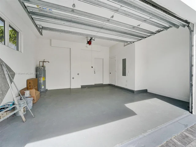 1220-6 NE 15th Ave # 4, Fort Lauderdale FL 33304