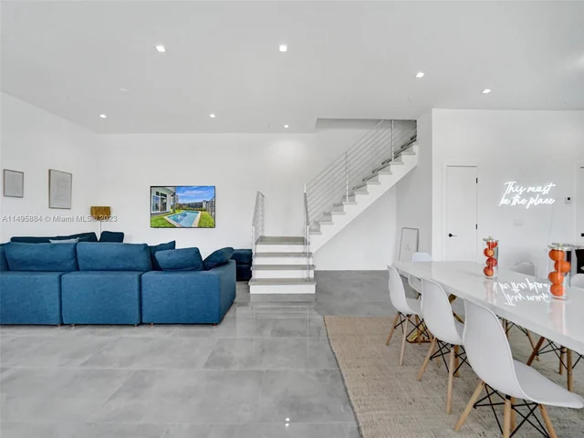 1220-6 NE 15th Ave # 4, Fort Lauderdale FL 33304