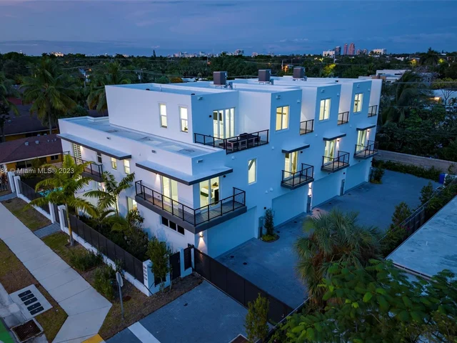 1220-6 NE 15th Ave # 4, Fort Lauderdale FL 33304