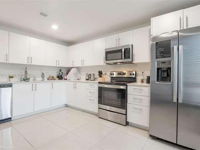 25616 SW 143rd Path # 25616, Homestead FL 33032