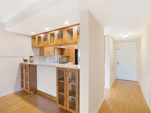 6121 Balboa Cir # 301, Boca Raton FL 33433