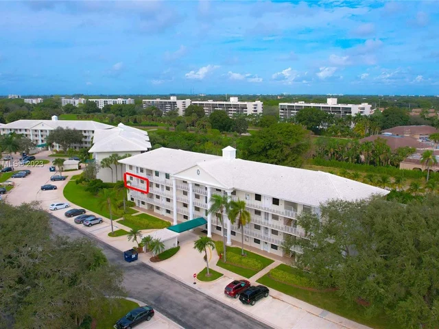 6121 Balboa Cir # 301, Boca Raton FL 33433