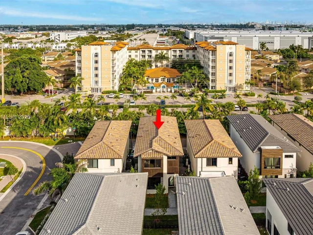 4482 NW 80th Ave, Doral FL 33166