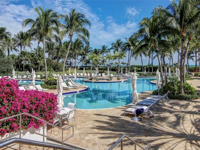 50 S Pointe Dr # 1706, Miami Beach FL 33139