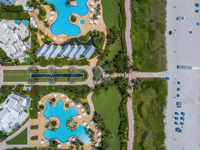 50 S Pointe Dr # 1706, Miami Beach FL 33139