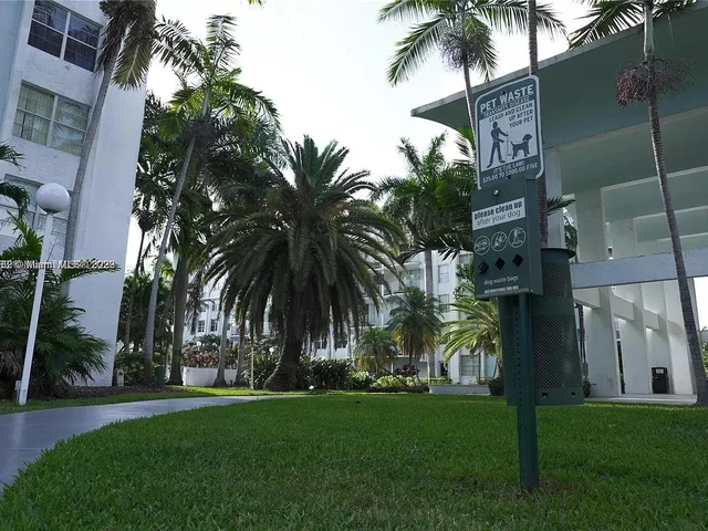 494 NW 165th St Rd # 105, Miami FL 33169