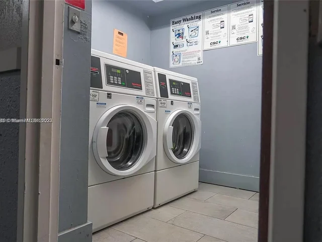 494 NW 165th St Rd # 105, Miami FL 33169