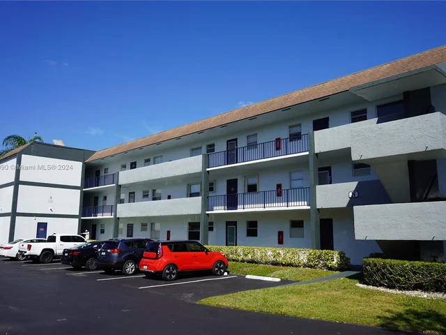 8330 Sands Point Blvd # N307, Tamarac FL 33321