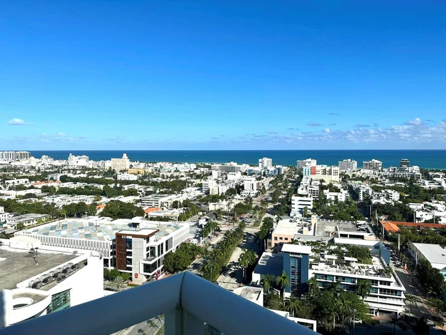 450 Alton Rd # 2310, Miami Beach FL 33139