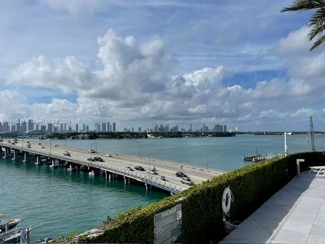 450 Alton Rd # 2310, Miami Beach FL 33139