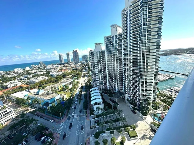 450 Alton Rd # 2310, Miami Beach FL 33139