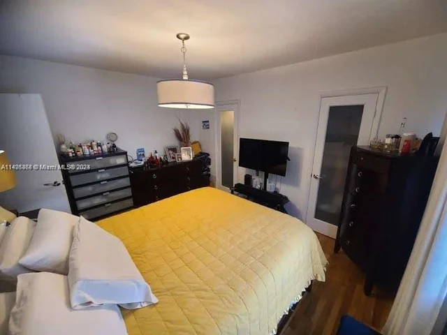 1220 Alton Rd # 202, Miami Beach FL 33139