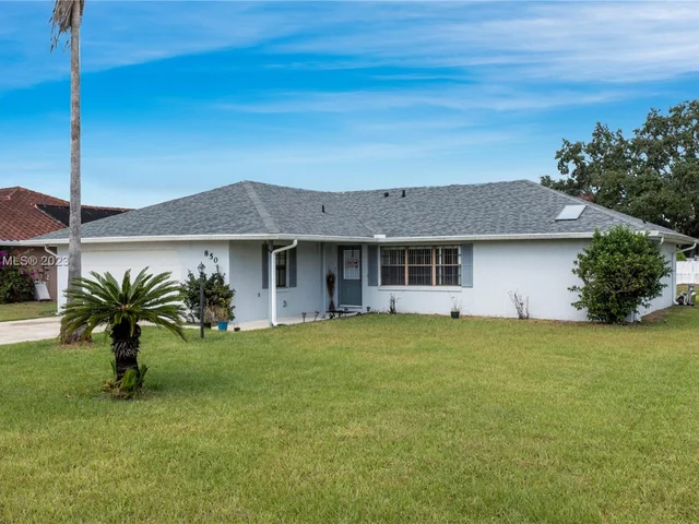 850 Mendoza Drive, Kissimmee FL 34758