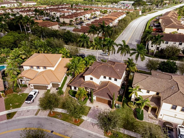 109 SE 36th Pl, Homestead FL 33033