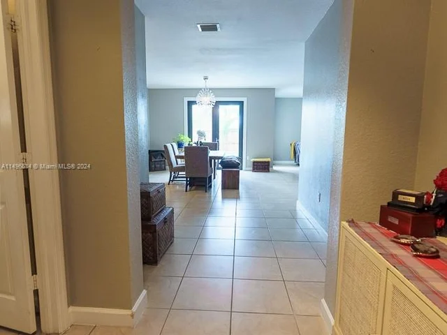 109 SE 36th Pl, Homestead FL 33033