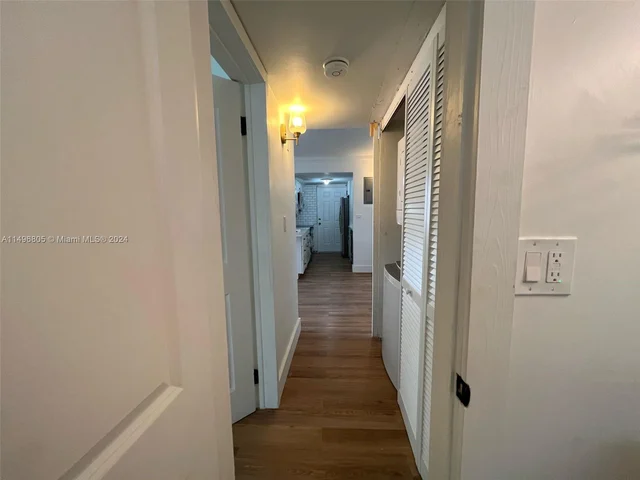 801 Meridian Ave # 2D, Miami Beach FL 33139