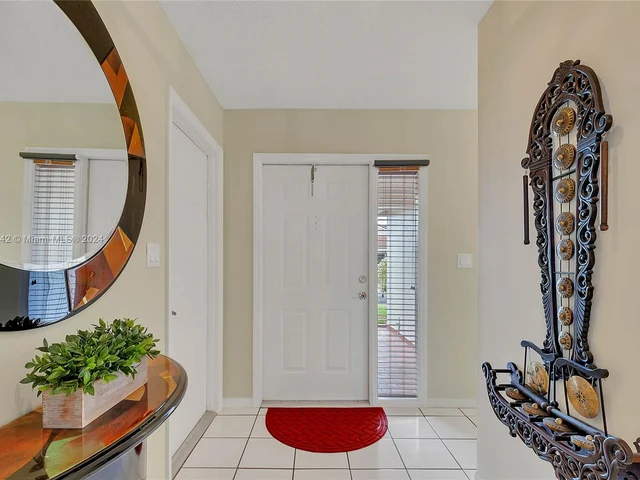 12756 NW 11th Ct, Sunrise FL 33323