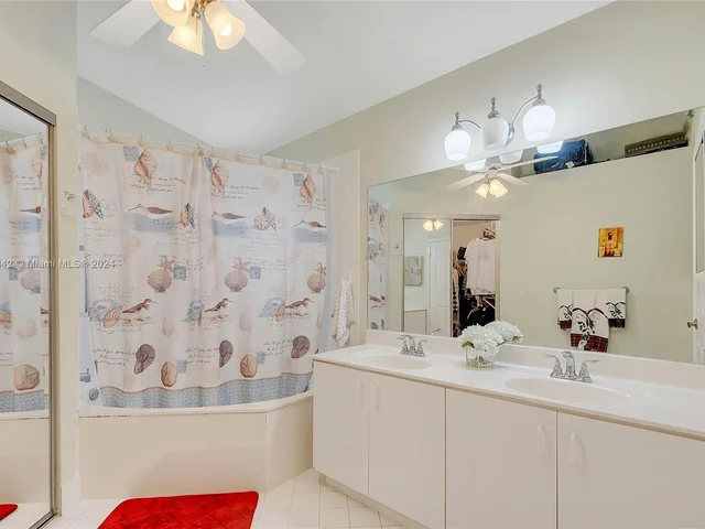 12756 NW 11th Ct, Sunrise FL 33323