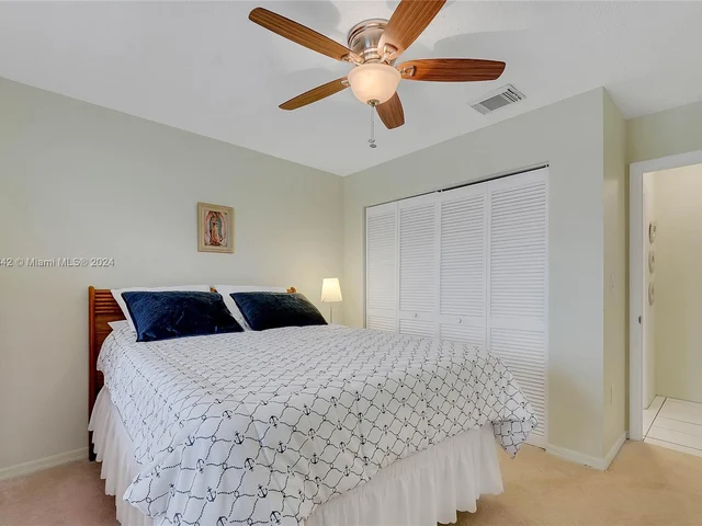 12756 NW 11th Ct, Sunrise FL 33323