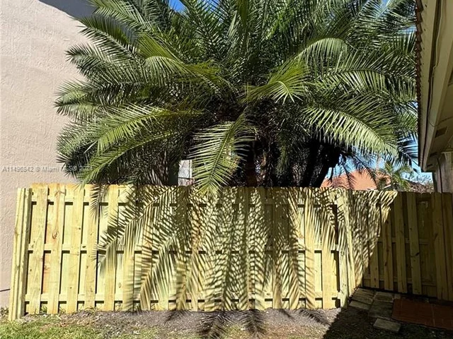 12756 NW 11th Ct, Sunrise FL 33323