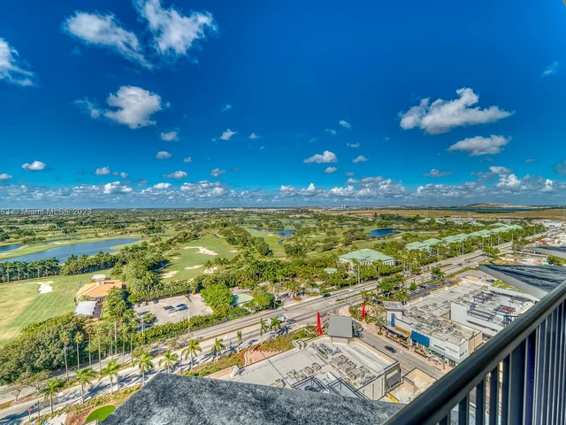 5252 NW 85th Ave, Doral FL 33166