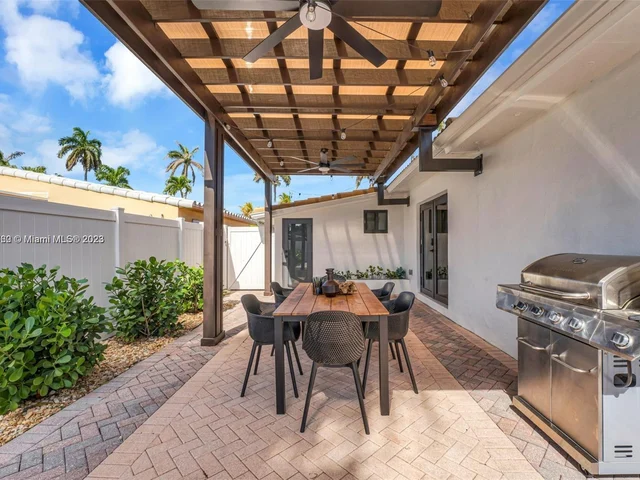 1514 Liberty St, Hollywood FL 33020