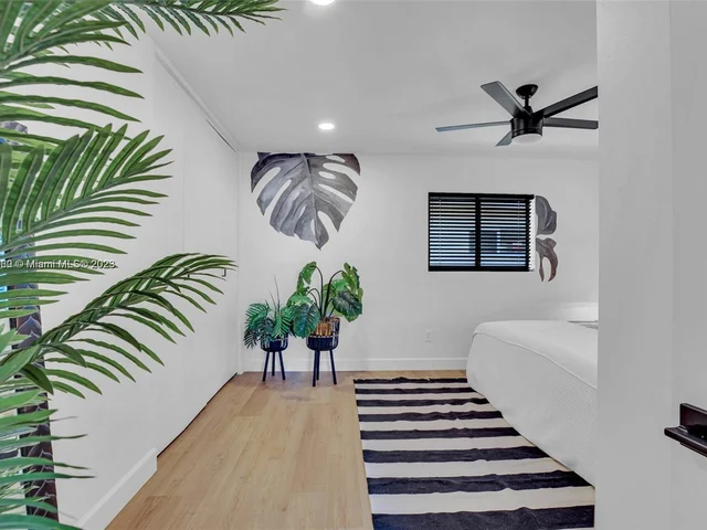 1514 Liberty St, Hollywood FL 33020