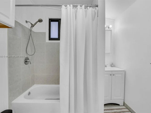 1514 Liberty St, Hollywood FL 33020